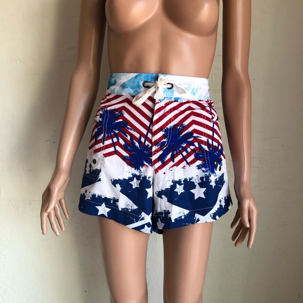 Guy Harvey Americana Women's Size 12 Red/White/Blue Palm Print Swimming Shorts